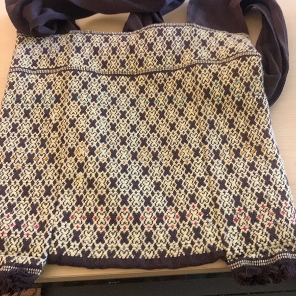 Myanmar Women’s EUC Embroidered Bag - Picture 3 of 5